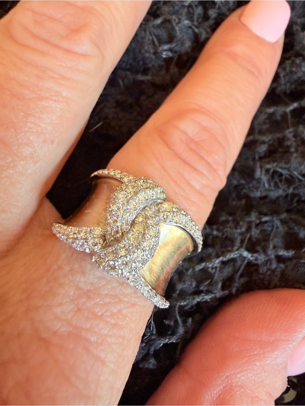 Effy Gold and Clear Diamond Statement Ring. Absolutely stunning and barely worn. - Picture 2 of 3